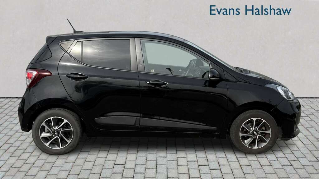 Hyundai I10 1.2 Premium 2017 Black #3