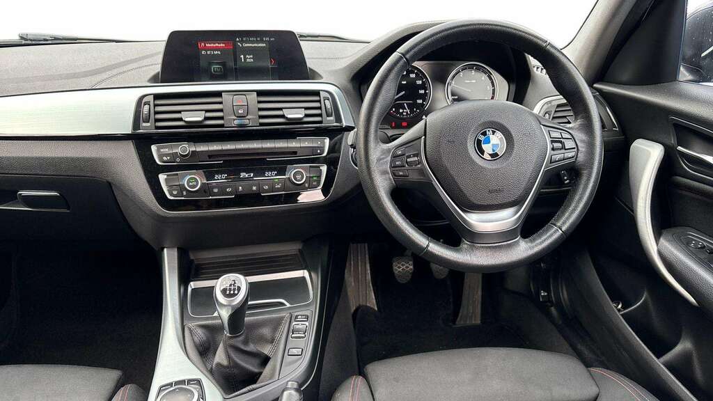 BMW 1 Series 118D Sport Navservotronic 2018 YD68OVU Blue #6