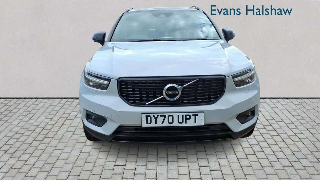 Volvo XC40 1.5 T3 163 R Design 2020 DY70UPT Silver #4