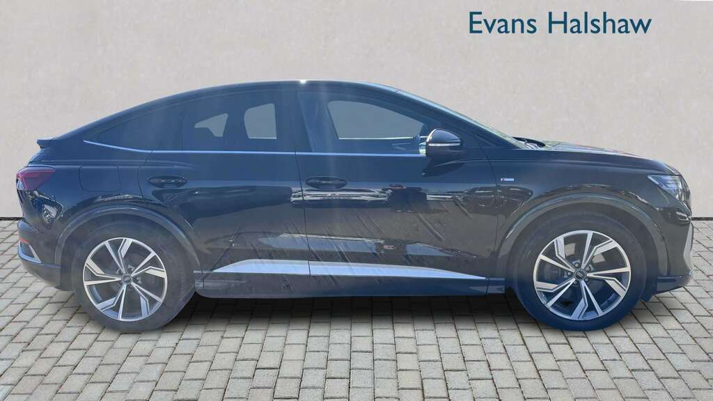 Audi Q4 E Tron 150Kw 40 82.77Kwh Launch Edition 2021 PXZ7626 Black #3