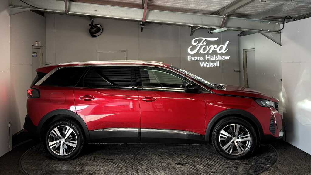 Peugeot 5008 1.2 Puretech Allure Eat8 2022 Red #4