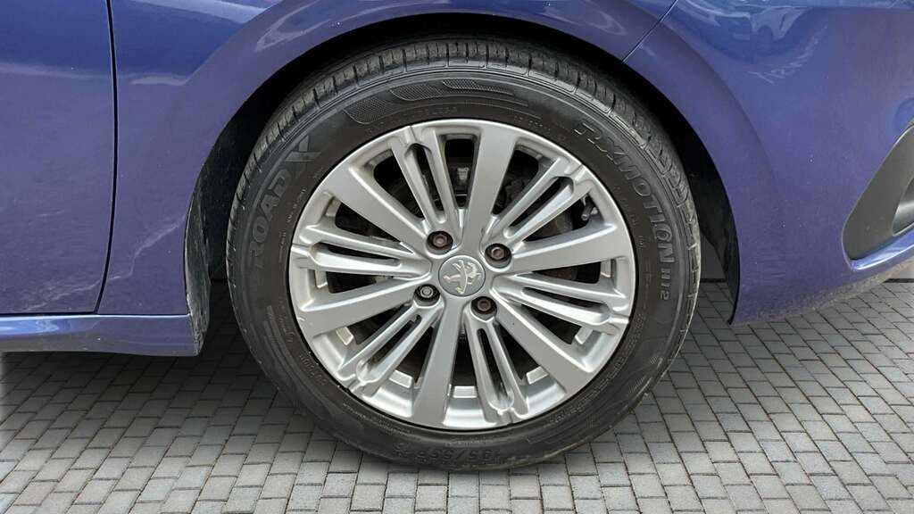 Peugeot 208 1.2 Puretech 82 Allure 2017 PE67SZC Blue #6