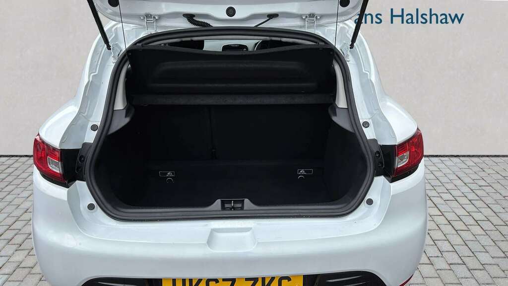 Renault Clio 1.2 16V Dynamique Nav 2018 HK67ZKG White #6