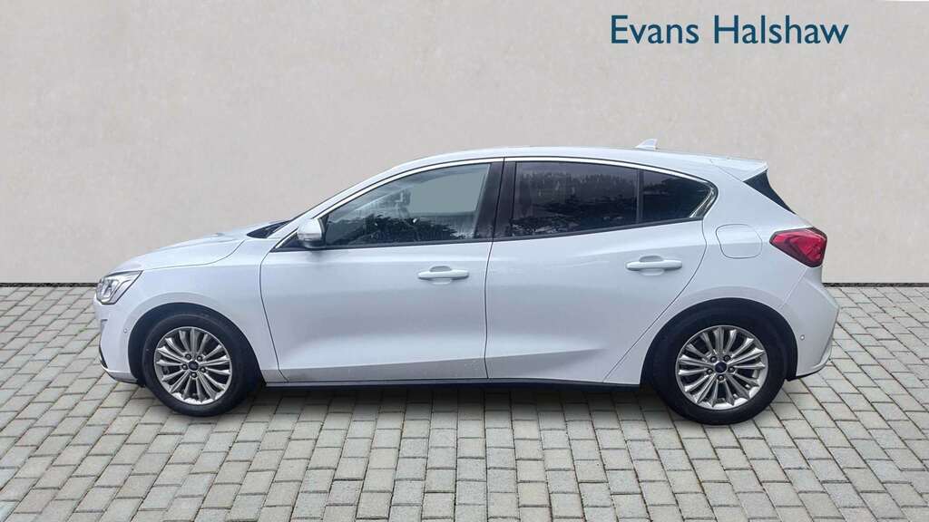 Ford Focus 1.0 Ecoboost 125 Titanium 2018 EY68LBL White #6