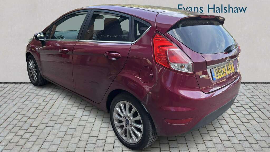Ford Fiesta 1.0 Ecoboost 125 Titanium X 2013 BD63KLF Red #2