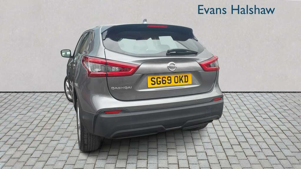 Nissan Qashqai 1.5 Dci 115 Acenta Premium 2019 SG69OKD Grey #2