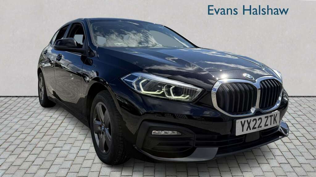 BMW 1 Series 116D Se Step Live Cockpit Professional Black