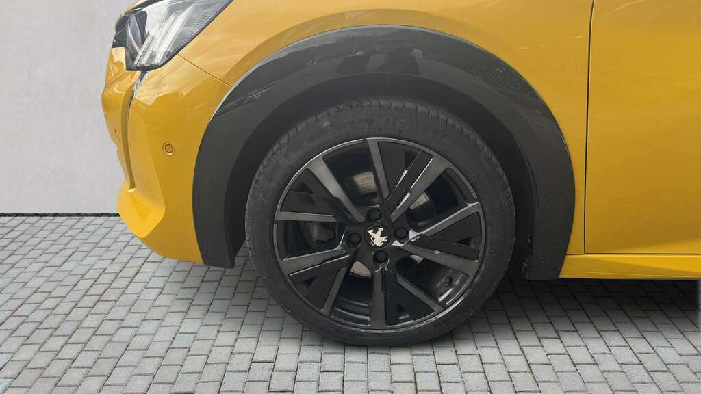 Peugeot 208 1.2 Puretech 100 Gt 2023 YS23XBX Yellow #5