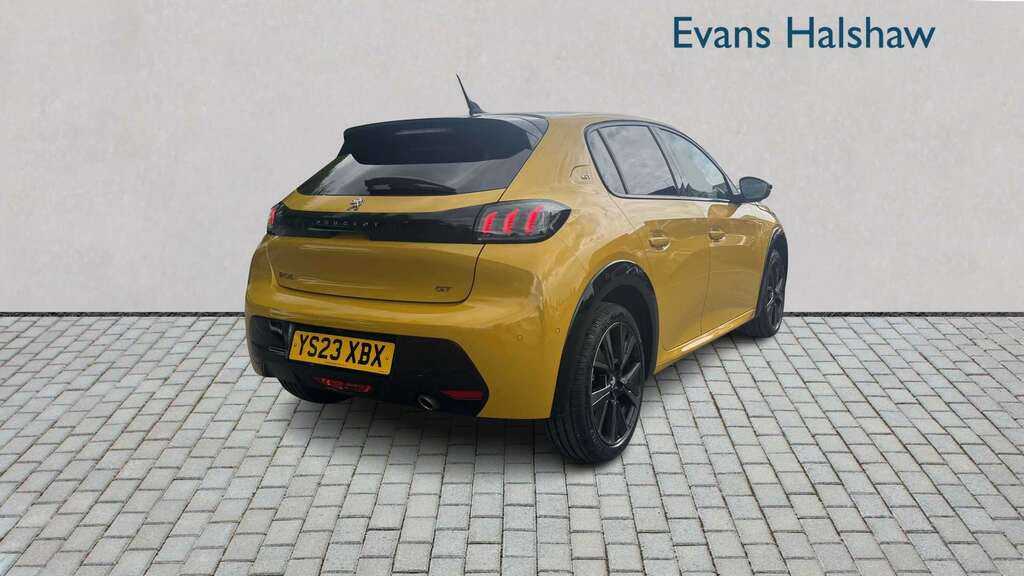 Peugeot 208 1.2 Puretech 100 Gt 2023 YS23XBX Yellow #2