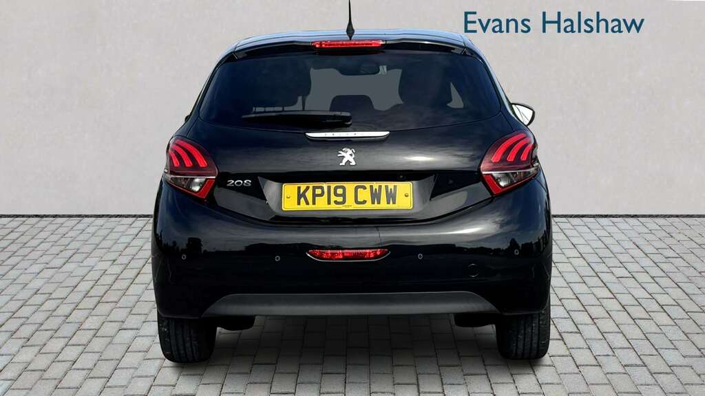 Peugeot 208 1.2 Puretech 82 Tech Edition Start Stop 2019 KP19CWW Black #5