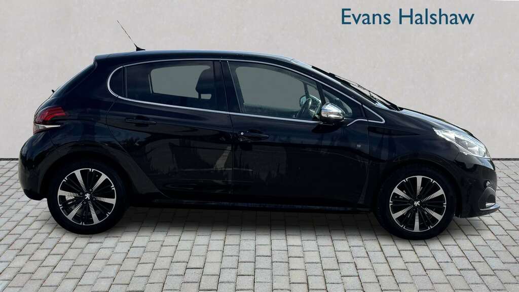 Peugeot 208 1.2 Puretech 82 Tech Edition Start Stop 2019 KP19CWW Black #6