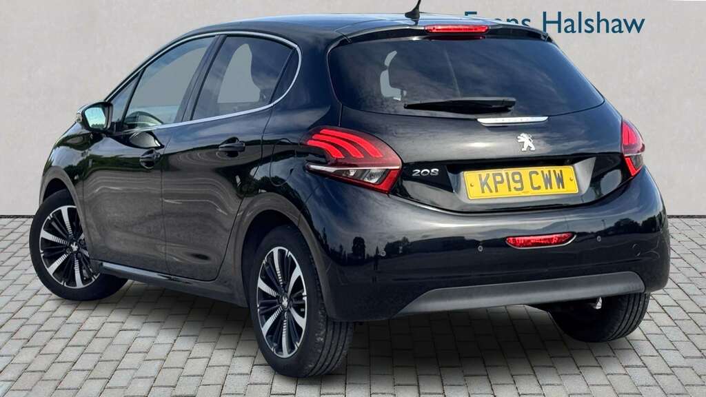 Peugeot 208 1.2 Puretech 82 Tech Edition Start Stop 2019 KP19CWW Black #2