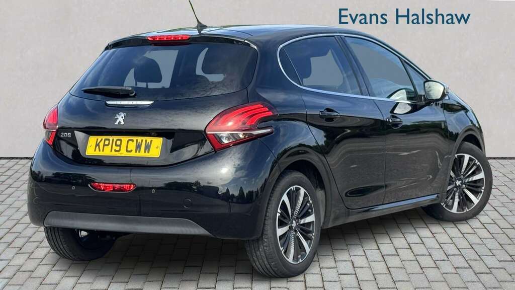 Peugeot 208 1.2 Puretech 82 Tech Edition Start Stop 2019 KP19CWW Black #3