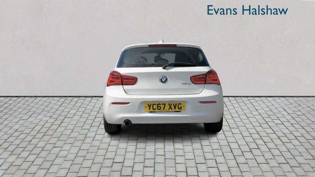 BMW 1 Series 116D Se Business Navservotronic 2017 YC67XVG White #5