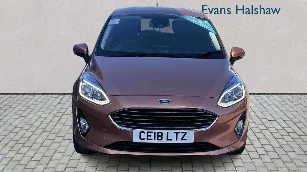 Ford Fiesta 1.0 Ecoboost Titanium Bo Play 2018 CE18LTZ Brown #3