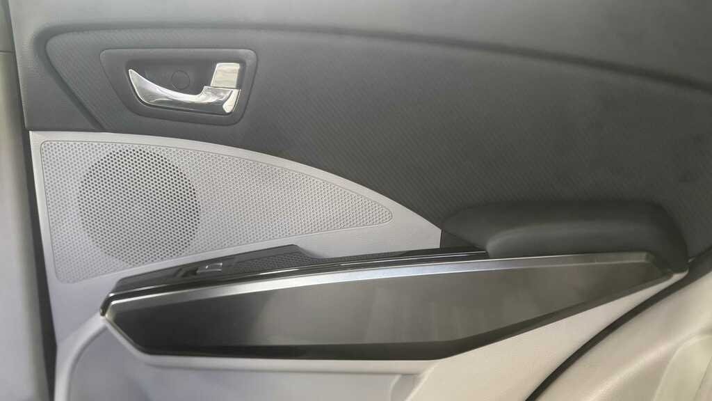 SsangYong Tivoli 1.5P Ultimate 2022 Black
