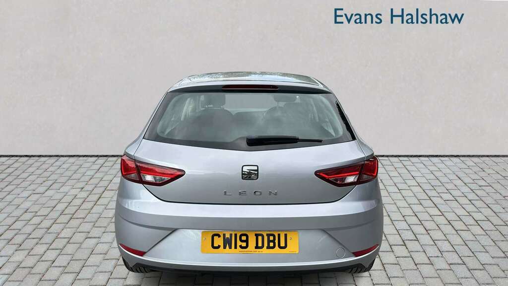 Seat Leon 1.5 Tsi Evo Se Ez 2019 CW19DBU Silver #4