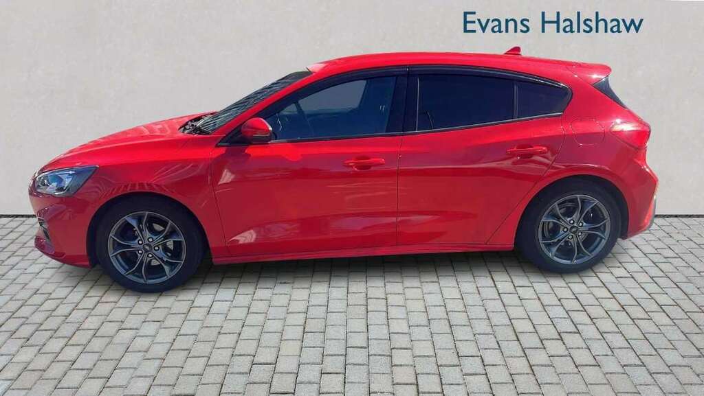 Ford Focus 1.5 Ecoblue 120 St-line 2020 SO69JCZ Red #4