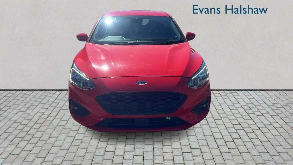 Ford Focus 1.5 Ecoblue 120 St-line 2020 SO69JCZ Red #3