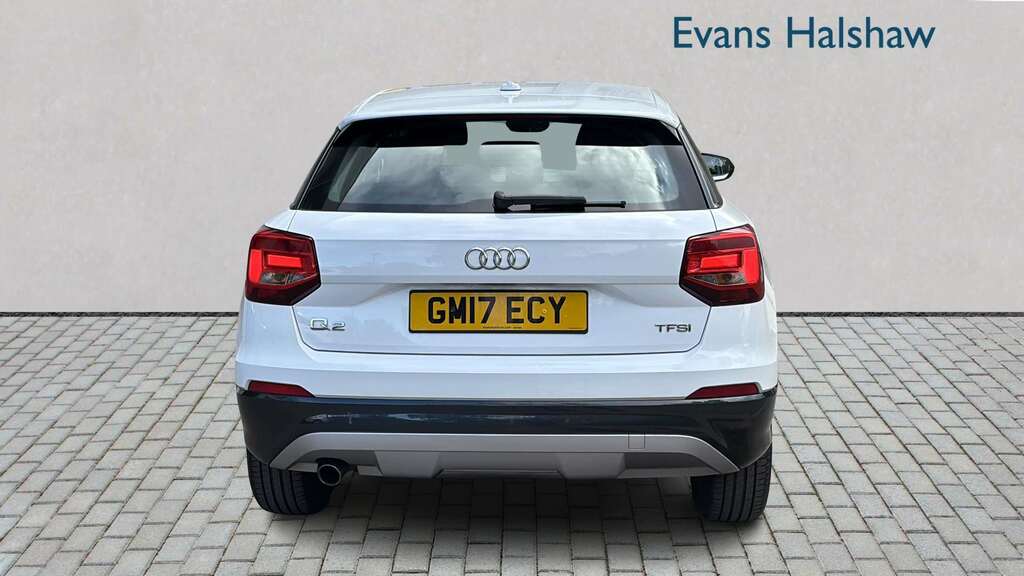 Audi Q2 1.0 Tfsi Sport 2017 GM17ECY White #4