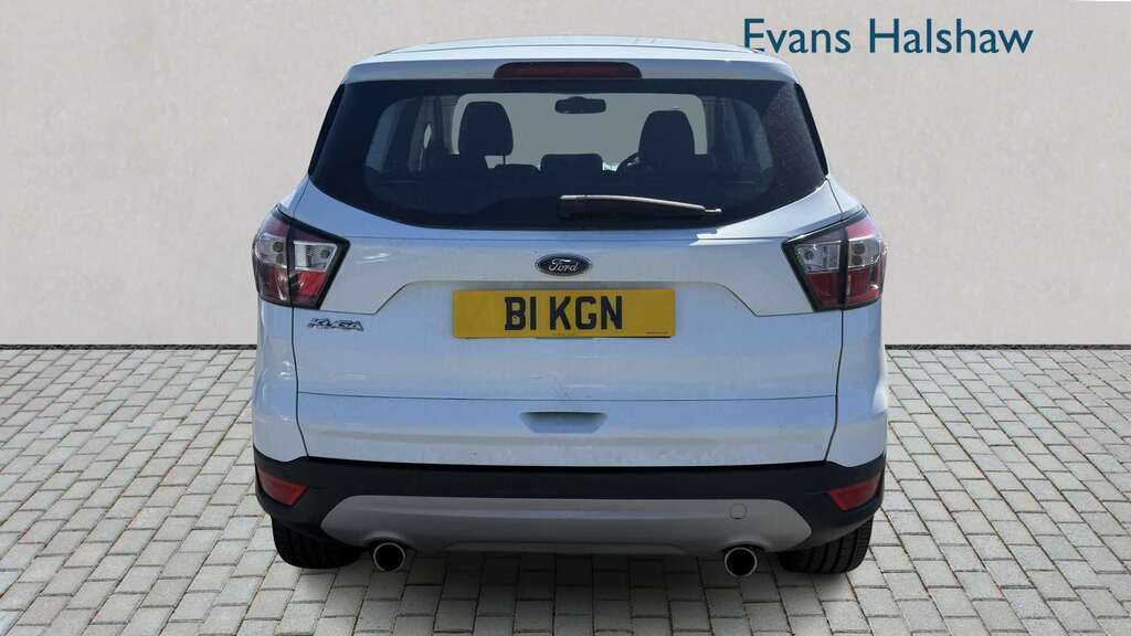 Ford Kuga 2.0 Tdci 180 Titanium 2018 BJ18LRX White #6