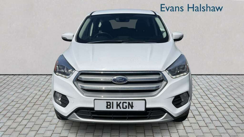 Ford Kuga 2.0 Tdci 180 Titanium 2018 BJ18LRX White #4