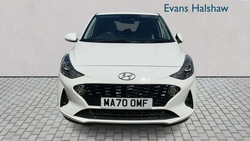 Hyundai I10 1.0 Mpi Premium 2020 White #4