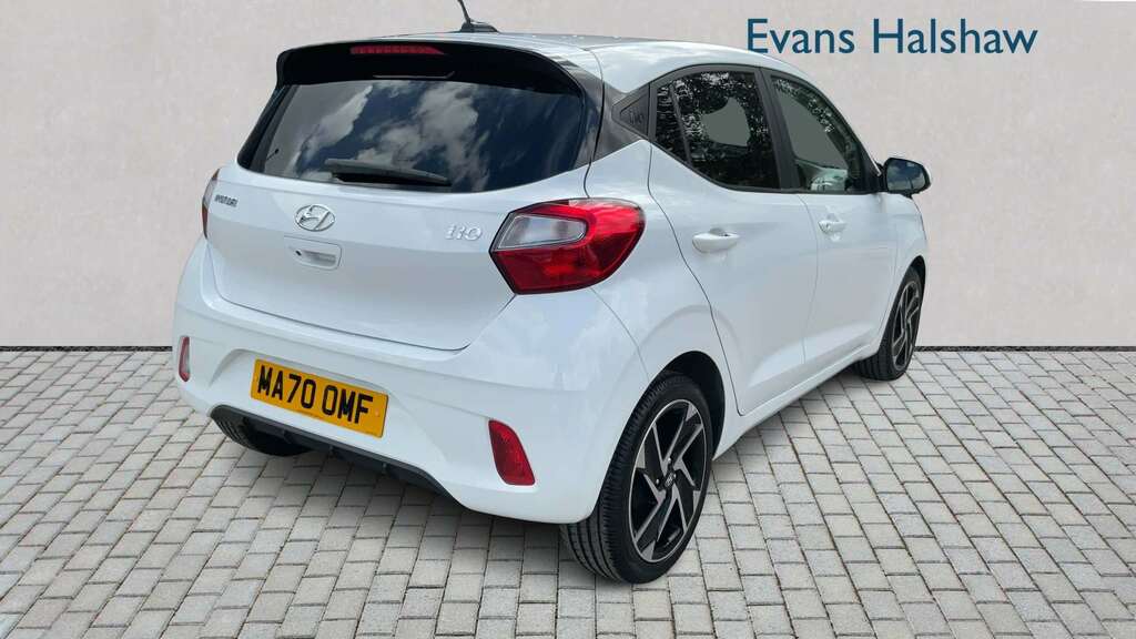 Hyundai I10 1.0 Mpi Premium 2020 White #2