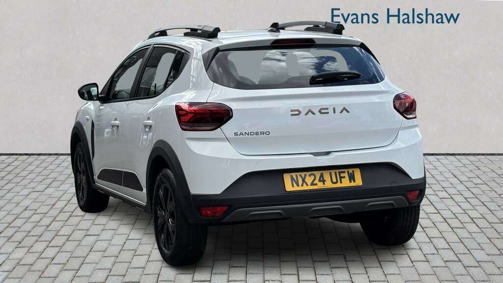 Dacia Sandero Stepway 1.0 Tce Bi-fuel Extreme 2024 NX24UFW White #4