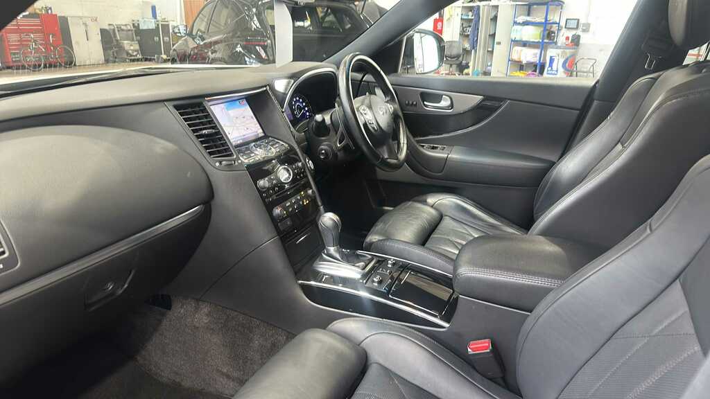 Infiniti QX70 S Design D Black #13