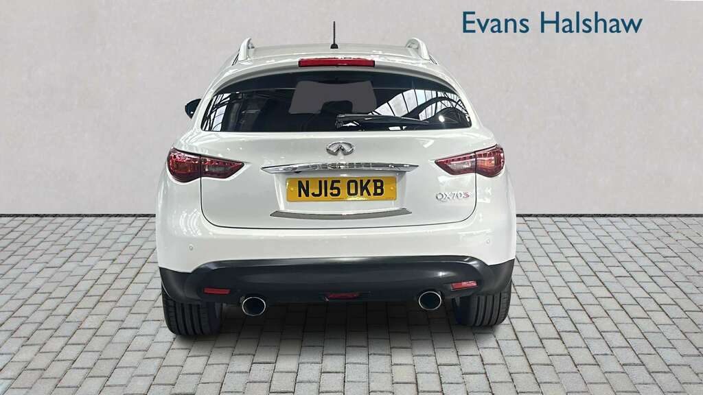 Infiniti QX70 3.0D S Premium 2015 NJ15OKB White #5