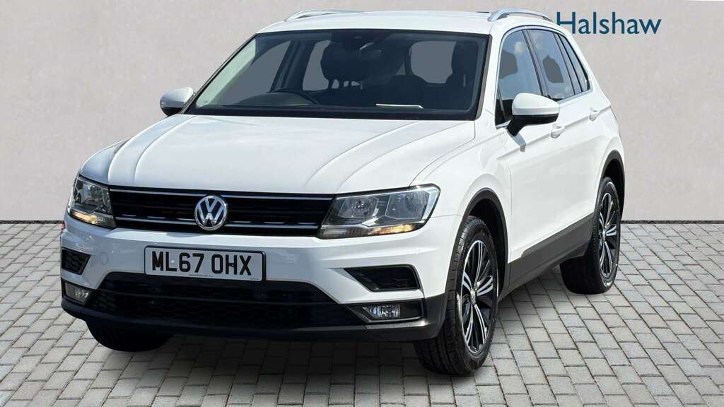 Volkswagen Tiguan 2.0 Tdi 150 4Motion Se Nav Dsg 2017 ML67OHX White #3