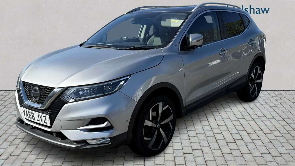 Nissan Qashqai 1.3 Dig-t Tekna 2019 VA68JVZ Silver #2
