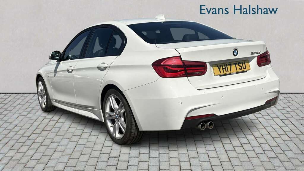 BMW 3 Series 320D M Sport Step 2017 YH17TSU White #2