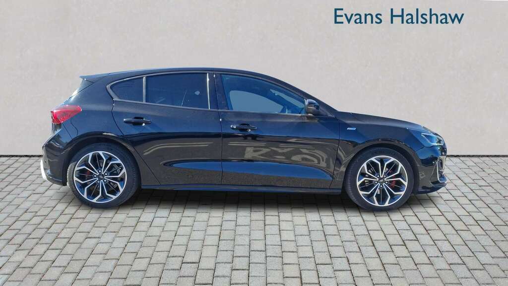 Ford Focus 1.0 Ecoboost St-line Vignale 2022 MT72CVV Black #5