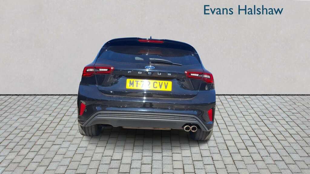 Ford Focus 1.0 Ecoboost St-line Vignale 2022 MT72CVV Black #4
