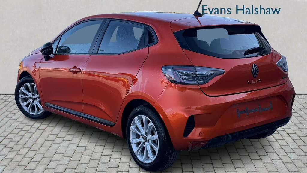 Renault Clio 1.6 E-tech Full Hybrid 145 Evolution 2024 NY24FMG Orange #2
