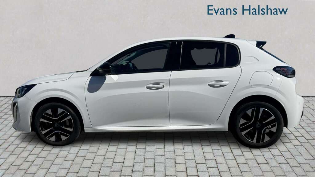 Peugeot 208 1.2 Puretech 100 Allure 2025 BC74HAX White #3