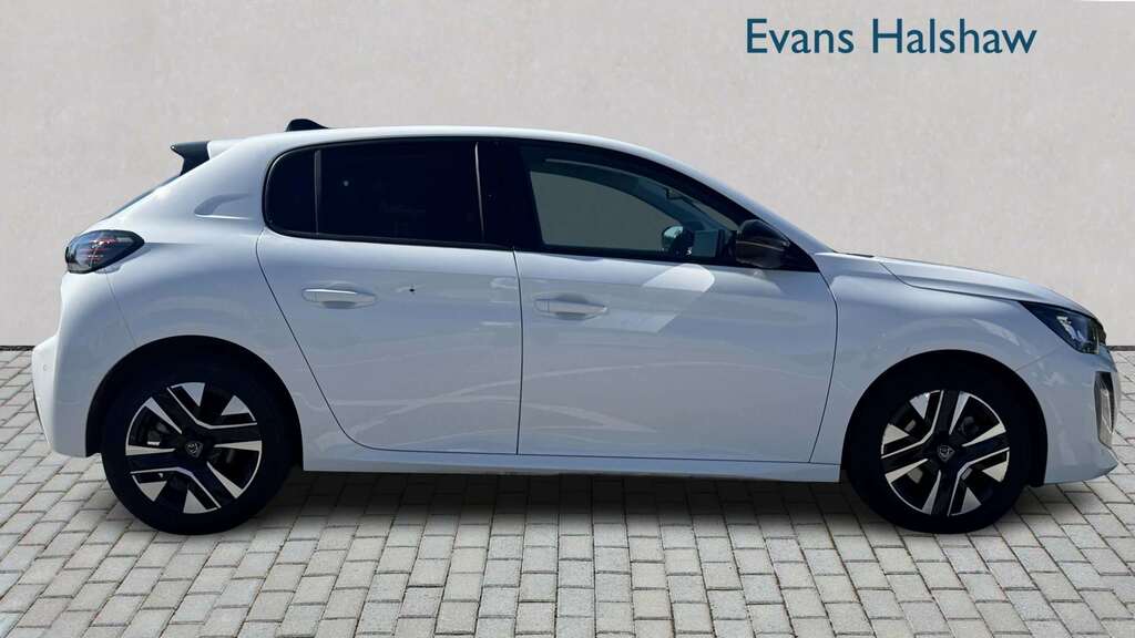 Peugeot 208 1.2 Puretech 100 Allure 2025 BC74HAX White #2