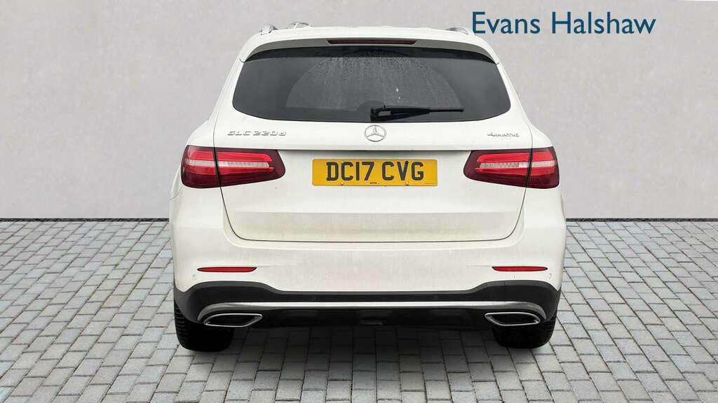 Mercedes-Benz GLC Class 220D 4Matic Amg Line Premium 9G-tronic 2017 DC17CVG White #5