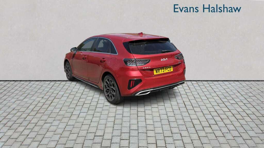 Kia Ceed 1.5T Gdi Isg Gt-line 2023 WR73FCD Red #3