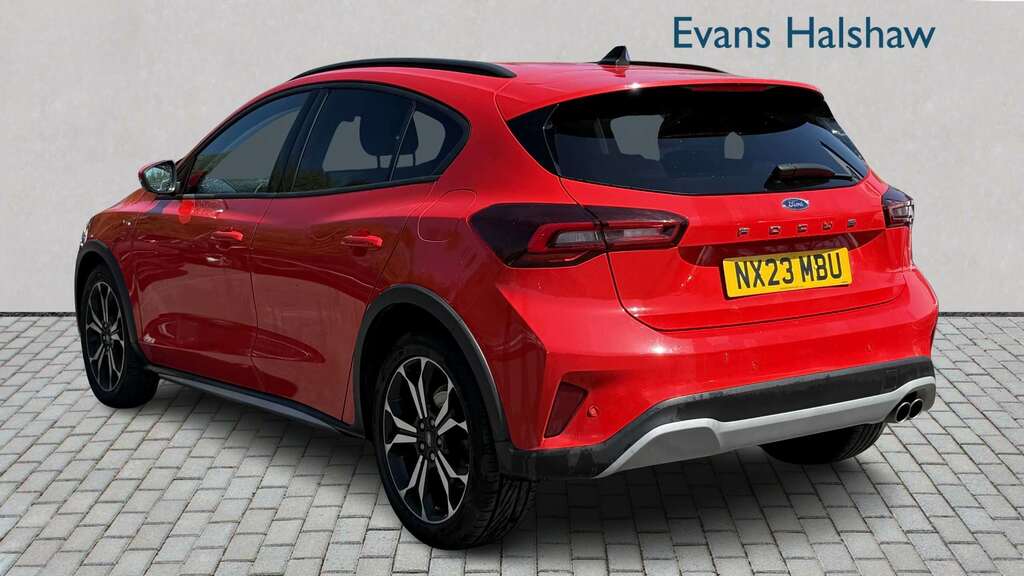 Ford Focus 1.0 Ecoboost Active X 2023 NX23MBU Red #2