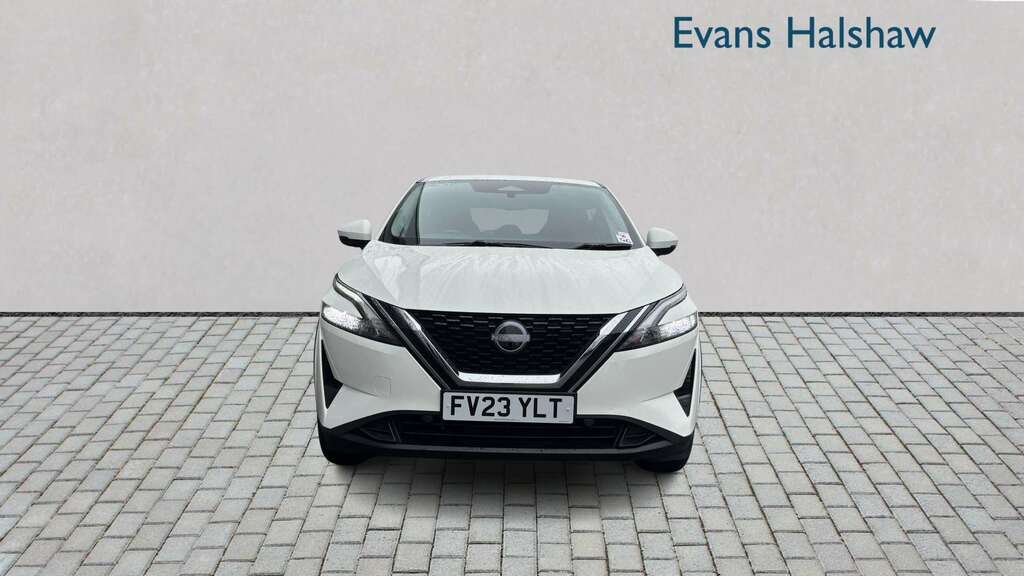 Nissan Qashqai 1.3 Dig-t Mh Acenta Premium 2023 FV23YLT White #3
