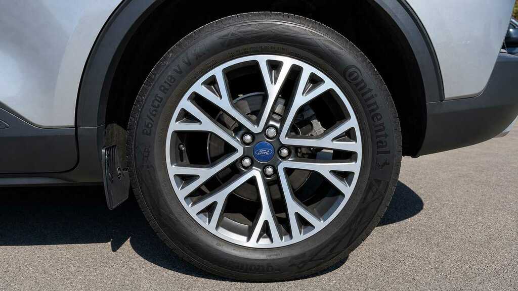 Ford Kuga 1.5 Ecoboost 150 Titanium Edition 2023 BT23DKE Silver #6