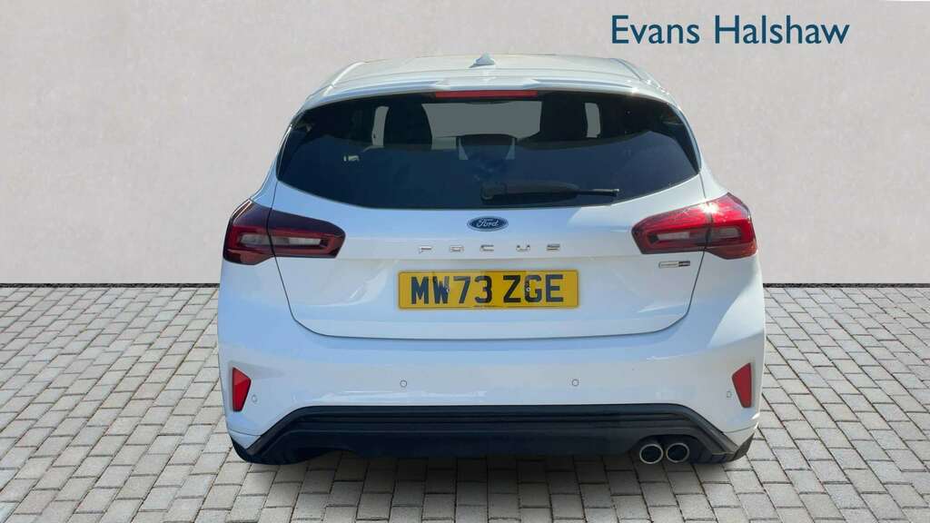 Ford Focus 1.0 Ecoboost Hybrid Mhev 155 St-line X 20 MW73ZGE White #5