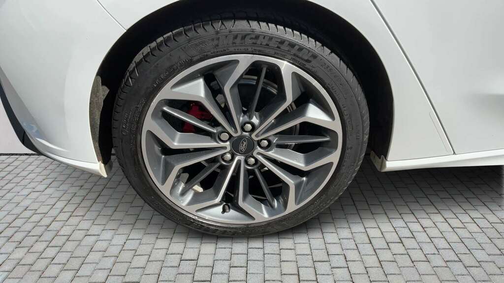 Ford Focus 1.0 Ecoboost Hybrid Mhev 155 St-line X 20 MW73ZGE White #6