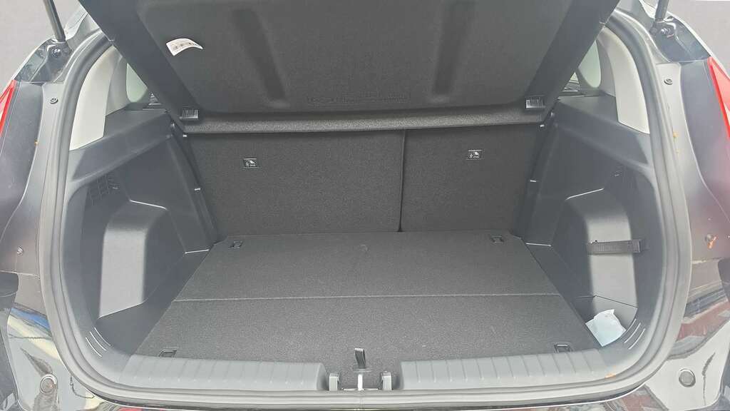 Hyundai Bayon 1.0 Tgdi 90 Tech Line 2026 YC26RYT Black #6