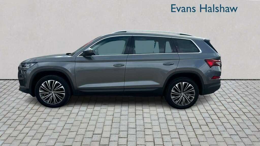 Skoda Kodiaq 1.5 Tsi Se L Executive Dsg 7 Seat 2023 HT72DGY Grey #4