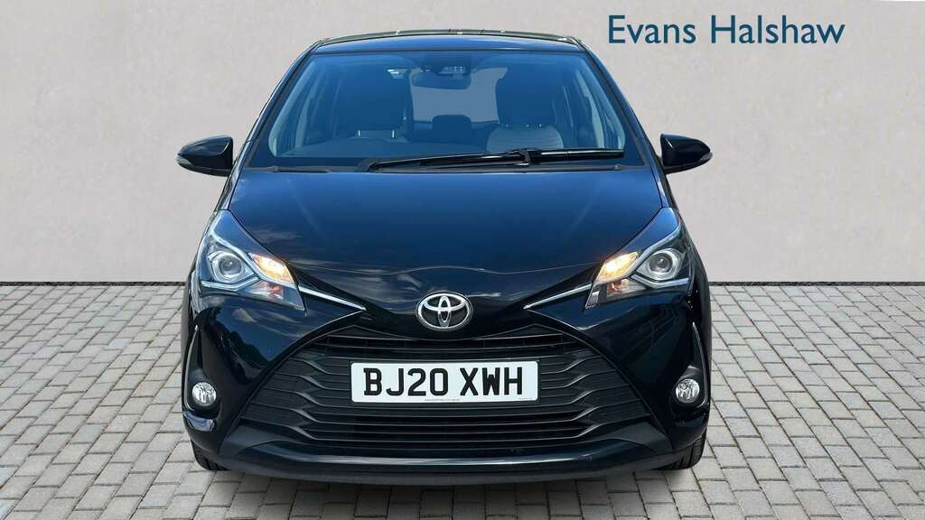 Toyota Yaris 1.0 72 Vvt-i Icon 2020 Black #4