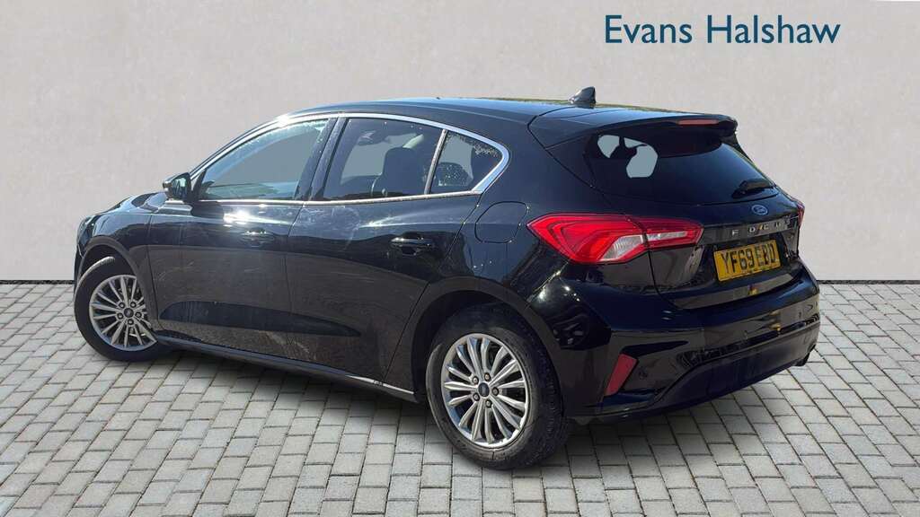 Ford Focus 1.0 Ecoboost 125 Titanium 2019 YF69EBD Black #3